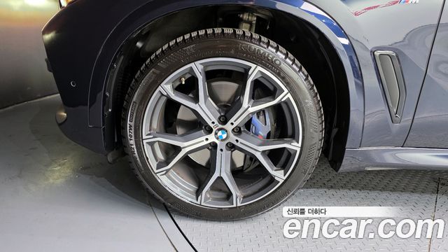 BMW X5 xDrive 40i M Sport — пробег 104 500 км — фото 5 из 5