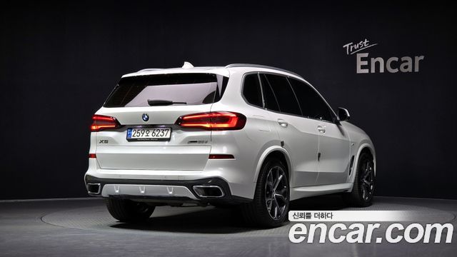 BMW X5 xDrive 30d M Sport — пробег 94 938 км — фото 2 из 5