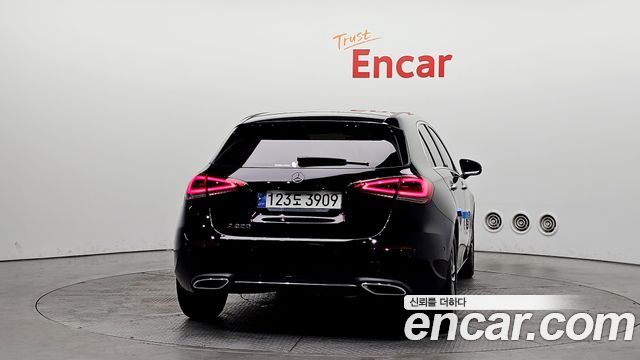 Mercedes-Benz A-Class из Кореи Encar