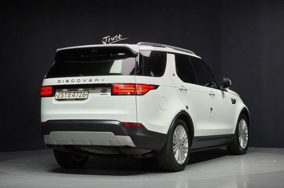 Land Rover Discovery 3.0 SD6 HSE Luxury — пробег 144 088 км — фото 2 из 5