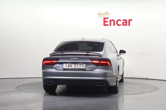 Audi A7 50 TDI Quattro Premium 4G — пробег 195 455 км — фото 4 из 5