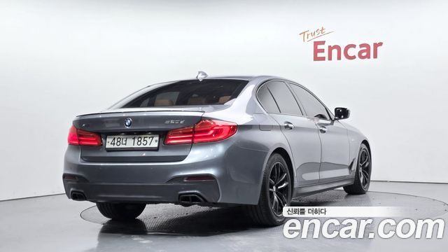 BMW 5-Series 520d xDrive M Sport Package Plus — пробег 80 217 км — фото 2 из 5