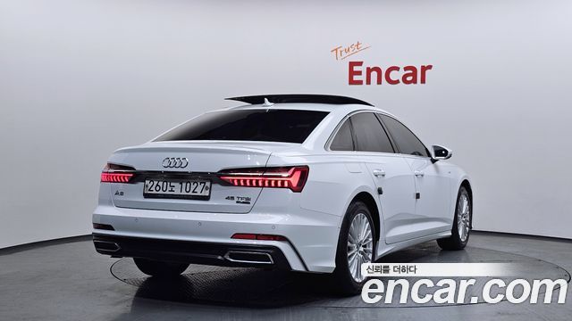 Audi A6 45 TFSI Quattro Premium — пробег 72 797 км — фото 2 из 5