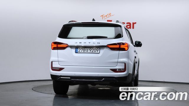 Ssangyong Rexton из Кореи Encar