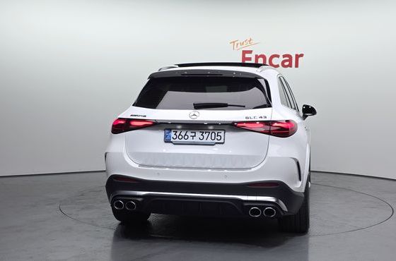 Mercedes-Benz GLC-Class AMG GLC43 4MATIC — пробег 46 537 км — фото 4 из 5