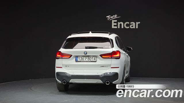 BMW X1 xDrive 20i M Sport — пробег 63 368 км — фото 4 из 5