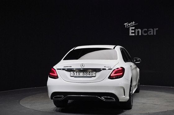 Mercedes-Benz C-Class C220 d 4MATIC AMG Line — пробег 87 318 км — фото 4 из 5