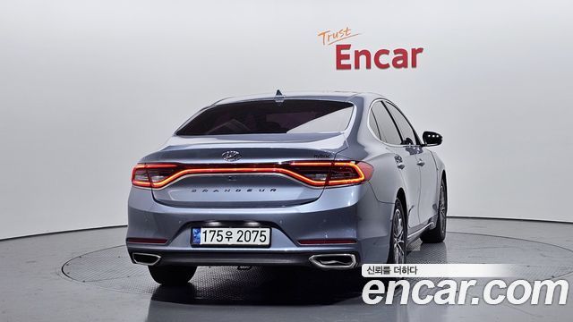 Hyundai Grandeur из Кореи Encar