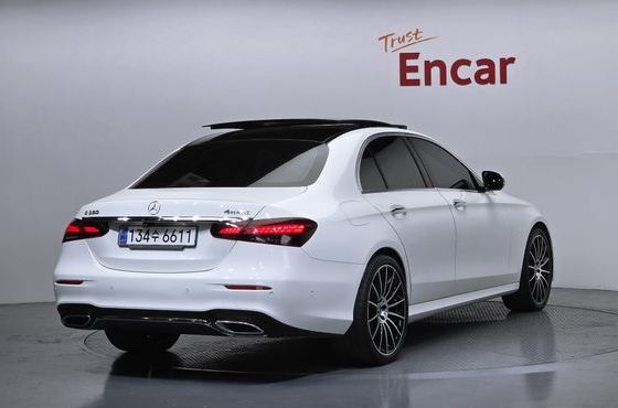 Mercedes-Benz E-Class E350 4MATIC AMG Line Edition — пробег 107 833 км — фото 2 из 5