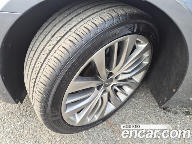 Hyundai Genesis из Кореи Encar