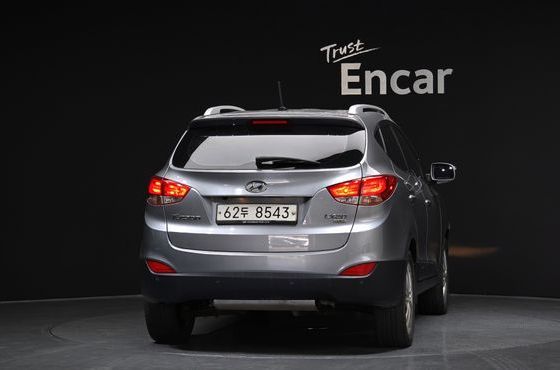 Hyundai Tucson Diesel 2WD LX20 Smart-Pack — пробег 173 721 км — фото 4 из 5