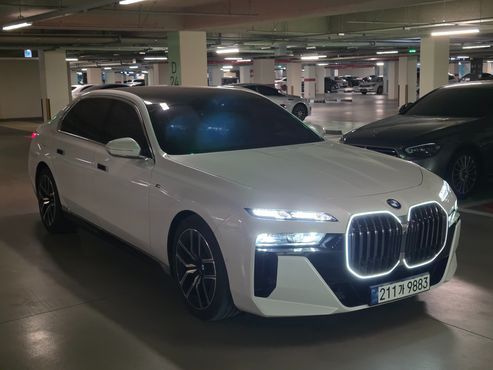 BMW 7-Series 740d xDrive M Sport — пробег 40 544 км — фото 2 из 5