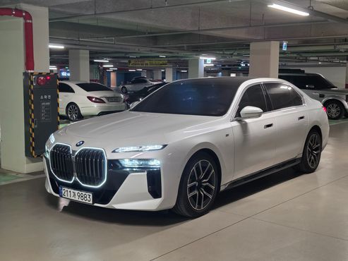 BMW 7-Series 740d xDrive M Sport — пробег 40 544 км — фото 3 из 5