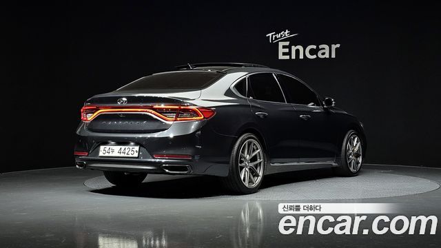 Hyundai Grandeur из Кореи Encar