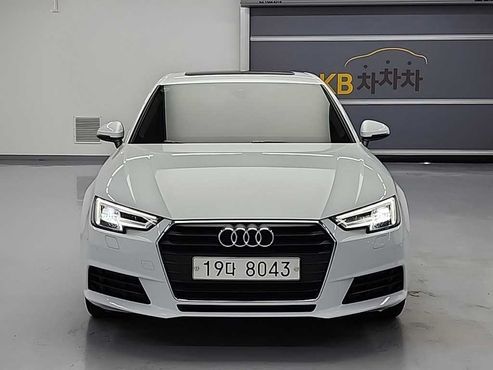 Audi A4 30 TDI — пробег 34 533 км — фото 2 из 5