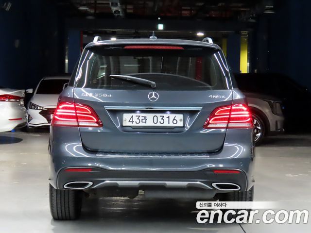 Mercedes-Benz GLE-Class GLE350 d 4MATIC — пробег 143 311 км — фото 3 из 5