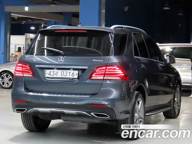 Mercedes-Benz GLE-Class GLE350 d 4MATIC — пробег 143 311 км — фото 4 из 5