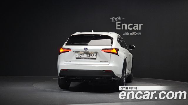 Lexus NX Executive — пробег 81 887 км — фото 4 из 5
