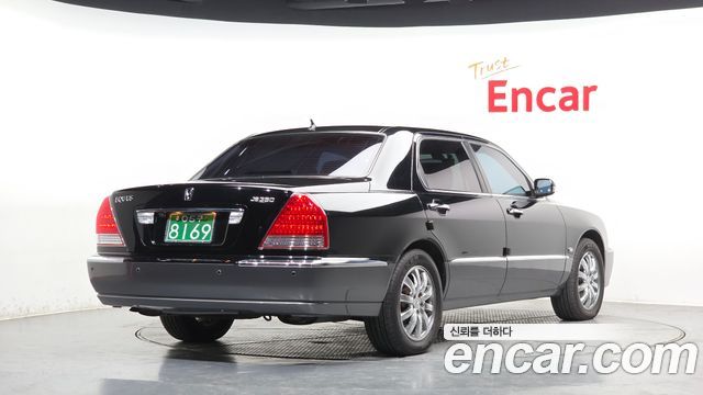 Hyundai Equus из Кореи Encar