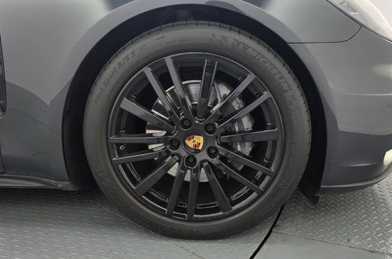 Porsche Panamera 3.0 AWD — пробег 48 295 км — фото 5 из 5