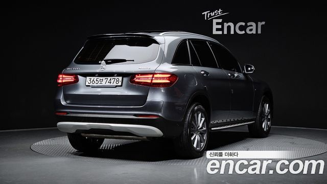 Mercedes-Benz GLC-Class GLC350e 4MATIC Premium — пробег 95 858 км — фото 2 из 5