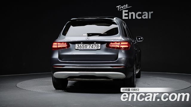 Mercedes-Benz GLC-Class GLC350e 4MATIC Premium — пробег 95 858 км — фото 4 из 5