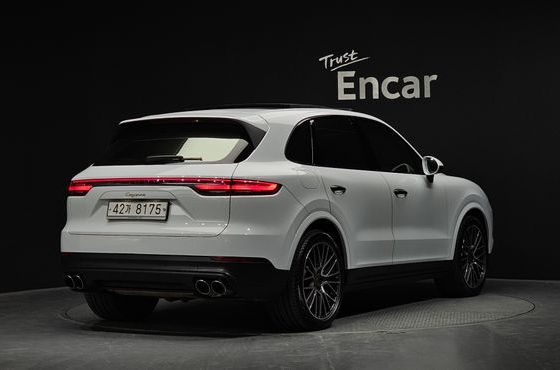 Porsche Cayenne 3.0 — пробег 77 533 км — фото 2 из 5