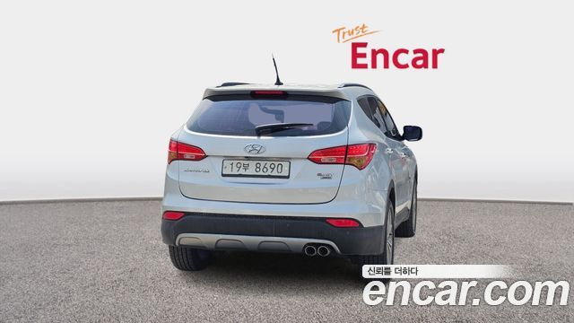 Hyundai Santafe Diesel(e-VGT) 2.0 4WD Premium — пробег 269 803 км — фото 4 из 5