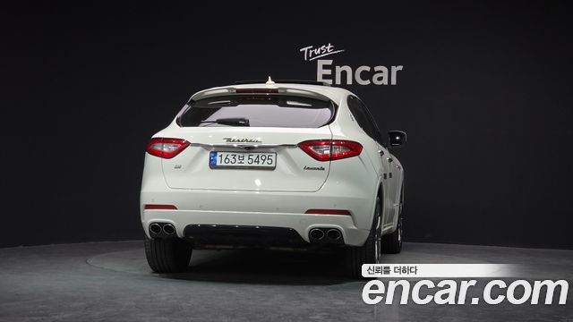 Maserati Levante 3.0 Diesel AWD GranSport — пробег 118 691 км — фото 4 из 5