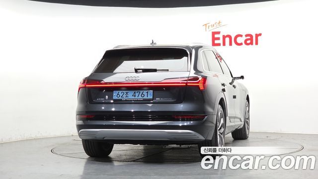Audi e-tron 55 Quattro — пробег 46 970 км — фото 4 из 5