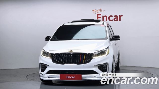 Kia Carnival из Кореи Encar