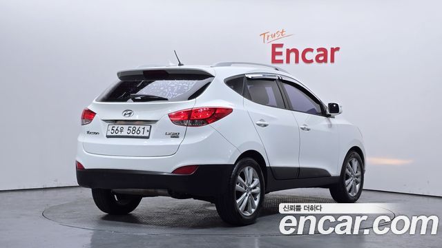 Hyundai Tucson Diesel 2WD LX20 Premier — пробег 238 735 км — фото 2 из 5
