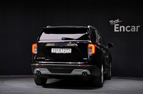 Ford Explorer 2.3 LimIted 4WD — пробег 88 655 км — фото 4 из 5