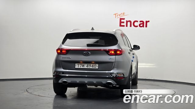 Kia Sportage из Кореи Encar