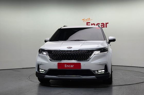 Kia Carnival 9-Seater Signature — пробег 17 622 км — фото 3 из 5