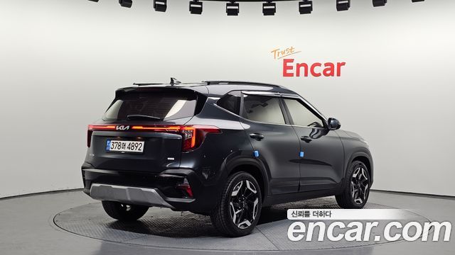 Kia Seltos из Кореи Encar
