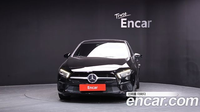 Mercedes-Benz A-Class A250 4MATIC Sedan — пробег 70 710 км — фото 3 из 5