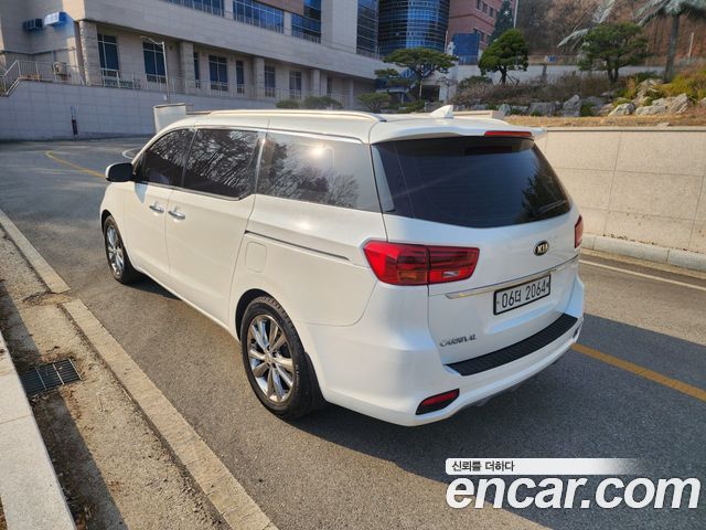 Kia Carnival 9-Seater Noblesse Special — пробег 92 497 км — фото 5 из 5
