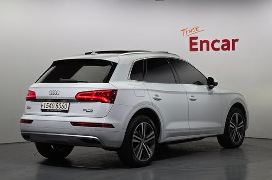 Audi Q5 50 TDI Quattro Premium — пробег 85 713 км — фото 2 из 5