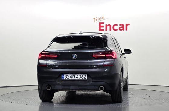 BMW X2 (F39) xDrive20i Advantage — пробег 84 700 км — фото 4 из 5