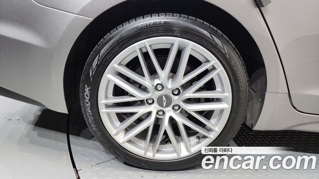 Genesis G70 из Кореи Encar