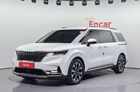 Kia Carnival 9-Seater Signature — пробег 88 008 км — фото 1 из 5