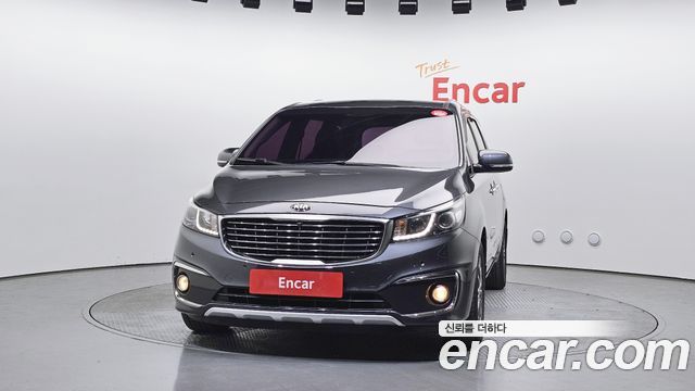 Kia Carnival 9-seater Luxury — пробег 212 314 км — фото 3 из 5