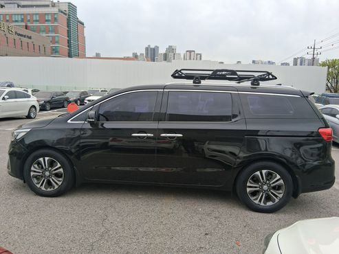Kia Carnival 9-Seater Luxury — пробег 149 236 км — фото 4 из 5