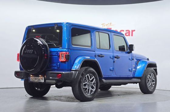 Jeep Wrangler 2.0 Overland Power Top 4Door 4xe — пробег 20 186 км — фото 2 из 5