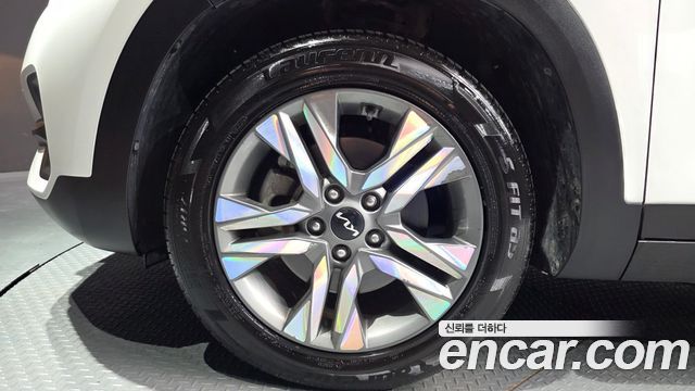 Kia Seltos из Кореи Encar