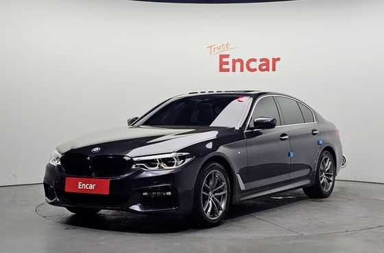 BMW 5-Series 530i xDrive M Sport Package Plus — пробег 109 073 км — фото 1 из 5