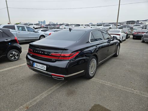Genesis G90 3.8 AWD Premium Luxury — пробег 136 442 км — фото 2 из 5