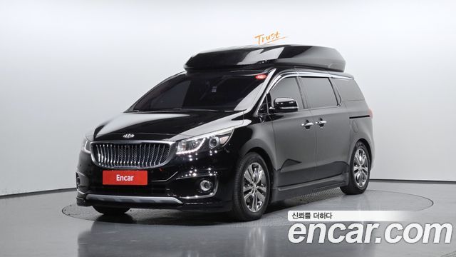 Kia Carnival 9-seater Hi-Limousine Prestige — пробег 242 254 км — фото 1 из 5