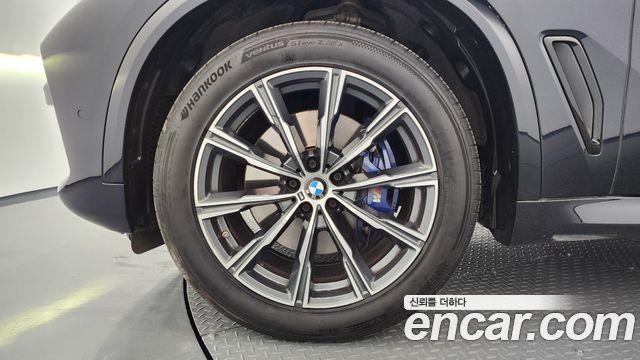 BMW X5 xDrive 30d M Sport — пробег 89 954 км — фото 5 из 5